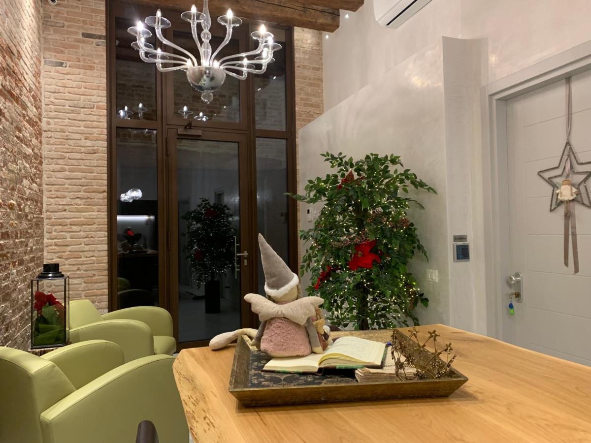 Al Pozzo Di Luce Venezia Suites Luaran gambar